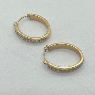 LOT 11: 14K Yellow Gold Hoop Earrings - 1.3 GTW