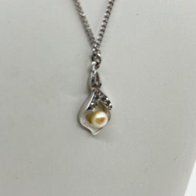 LOT 15: Four (4) Sterling Silver Necklaces with Pendant and Pierced Earrings - 60 GTW