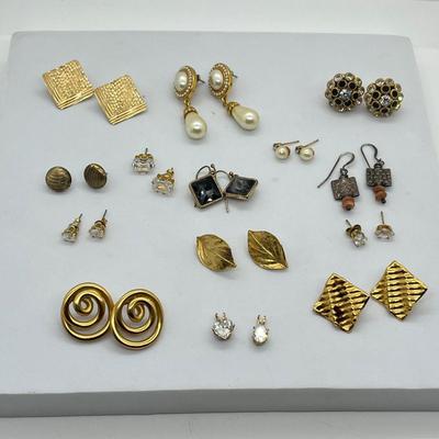 LOT 24: Collection of Gold Toned Pierced Earrings