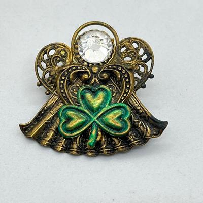 LOT 25: Pretty Vintage Brooch/Pin Collection - Lenox and More!