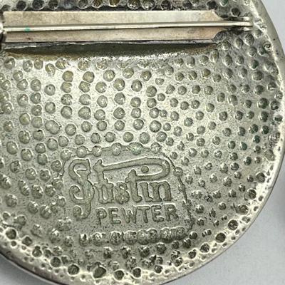 LOT 27: Vintage Brooches/Pins