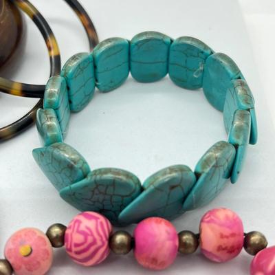 LOT 28: Costume Bracelet Collection