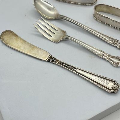 LOT 30: Sterling Silver Flatware Pieces - 81 Grams