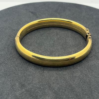 LOT 33: Vintage Gold Filled Hinged Bracelets