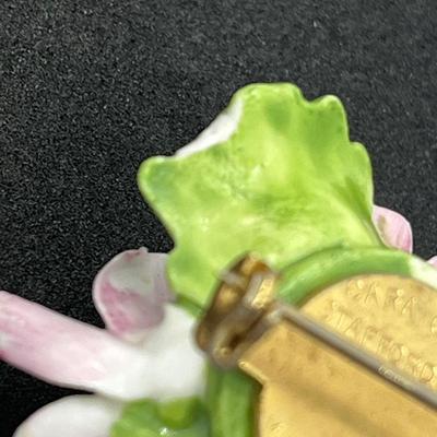 LOT 34: Beautiful Vintage Floral Brooches/Pins - Weiss and More!