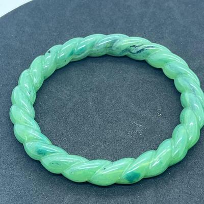 LOT 41: Vintage Art Deco Bakelite Style Bracelets with Carved Rope Motif