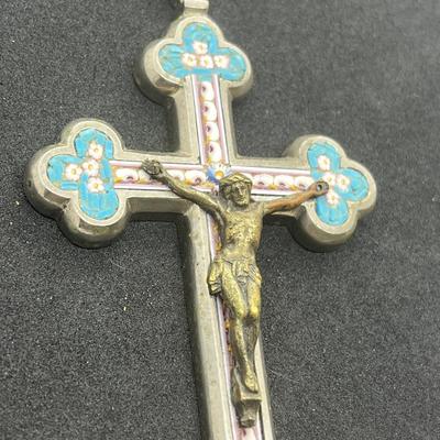 LOT 43: Antique Micro-Mosaic Crucifix Cross Pendant