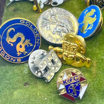 LOT 56: Men's Jewelry Lot Including Sterling Tie Clip (4.6 Grams) and 10K Pin (2.3 Grams)