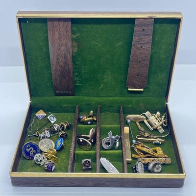 LOT 56: Men's Jewelry Lot Including Sterling Tie Clip (4.6 Grams) and 10K Pin (2.3 Grams)