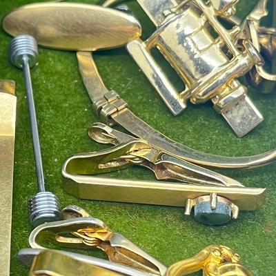 LOT 56: Men's Jewelry Lot Including Sterling Tie Clip (4.6 Grams) and 10K Pin (2.3 Grams)