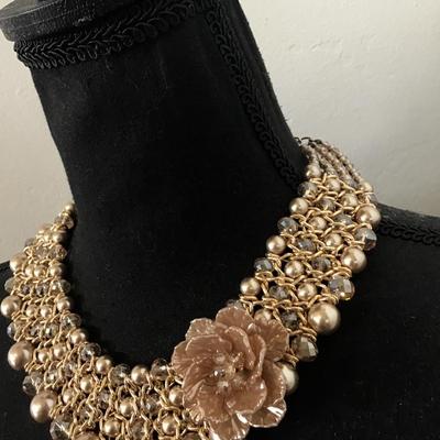 Beautiful, crystal gold tone, flower, and bead bib necklace