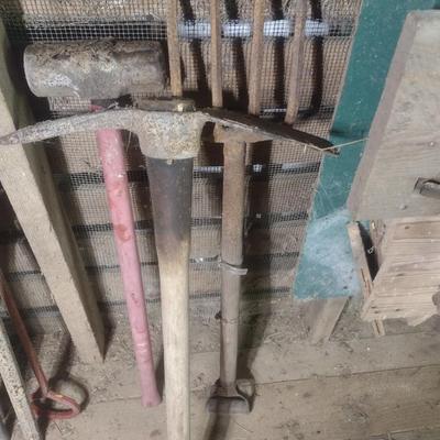 Sledgehammer, Pick Axe and Mulch Fork #A