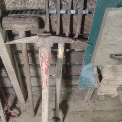 Sledgehammer, Pick Axe and Mulch Fork #B