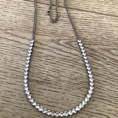 Beautiful Vintage Crystal rhinestone necklace