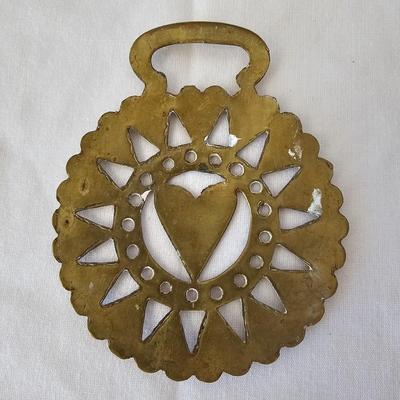Assortment of Horse Brasses (LR-JS)