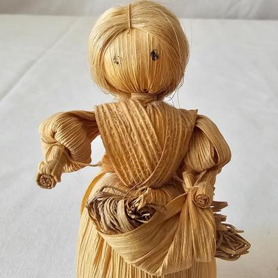Grouping of Corn Husk Dolls (LR-JS)