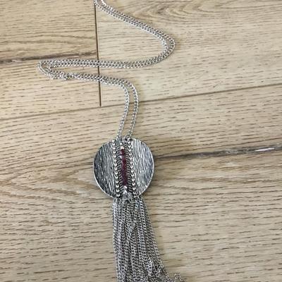 Very nice Silver-tone tassel statement necklace