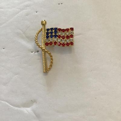 Sale Photo Thumbnail #198: Vintage American flag brooch. Please see attached photos.