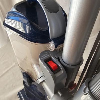 Shark Navigator Lift-Away Deluxe Vacuum & Accessories (LR-JS)