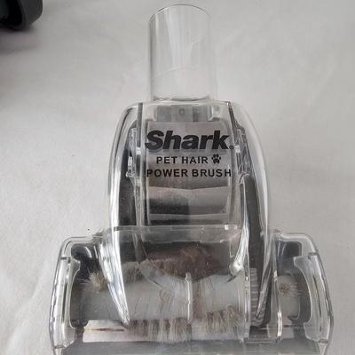 Shark Navigator Lift-Away Deluxe Vacuum & Accessories (LR-JS)