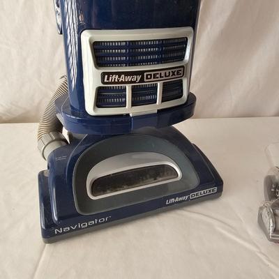 Shark Navigator Lift-Away Deluxe Vacuum & Accessories (LR-JS)