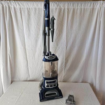 Shark Navigator Lift-Away Deluxe Vacuum & Accessories (LR-JS)