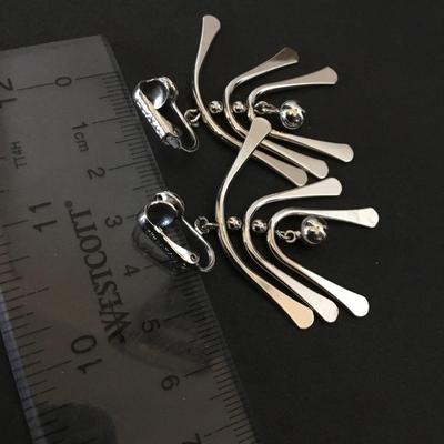 Vintage Avon clip on earrings silver tone