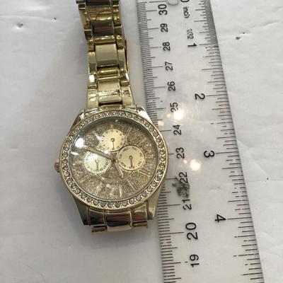 Sale Photo Thumbnail #229: Gold tone, women’s fashion statement watch needs a new battery untested