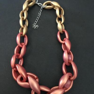 Two toned statement collar necklace
