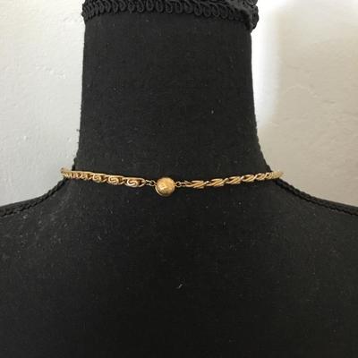 Vintage gold tone , pinwheel chain necklace with button clasp metal button clasp