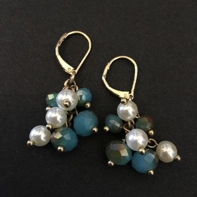 Beautiful gold tone, faux, pearl faceted, glass bead, dangle earrings