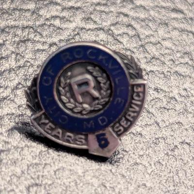 Sale Photo Thumbnail #2912: City Of Rockville MD Tie Tack 6g