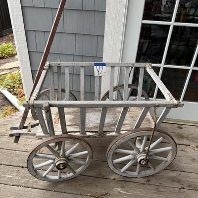 Sale Photo Thumbnail #5: Y2-Wooden Wagon