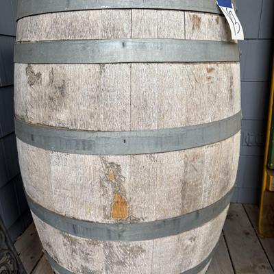 Sale Photo Thumbnail #10: Y3-Wooden Barrel