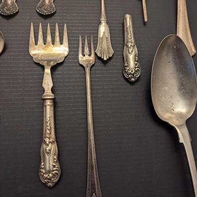 Sale Photo Thumbnail #3160: Vintage Silverware w/ Assortment Of Marks #8