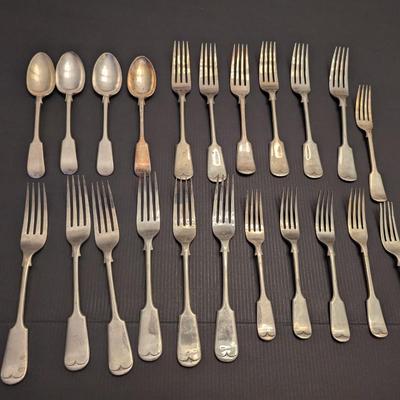 Sale Photo Thumbnail #3194: Array Of Vintage Serving Utensils #11