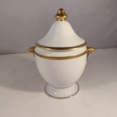 Sale Photo Thumbnail #838: Edelstein Bavaria Porcelain Footed Candy Dish With Lid