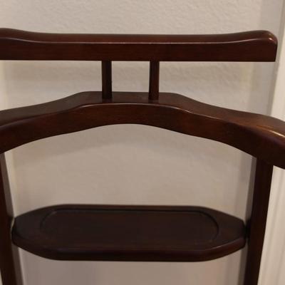 Wooden Gentleman’s Valet Stand