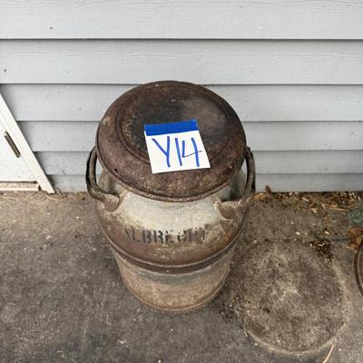 Sale Photo Thumbnail #47: Y14-milk can