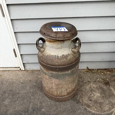 Sale Photo Thumbnail #46: Y14-milk can