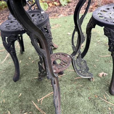 Sale Photo Thumbnail #59: Y18-Cast Iron Bistro Set