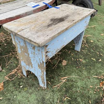 Sale Photo Thumbnail #68: Y21-Wooden Benches
