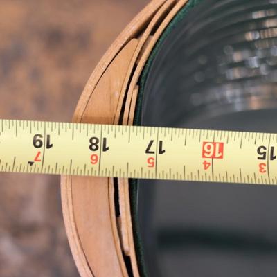 Pair of Longaberger Handwoven Baskets with Lids and Green Liners