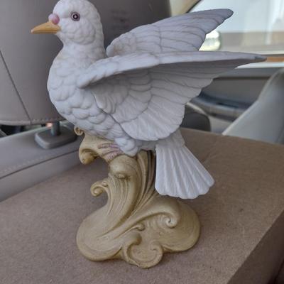 COLLECTIBLES FIGURINES