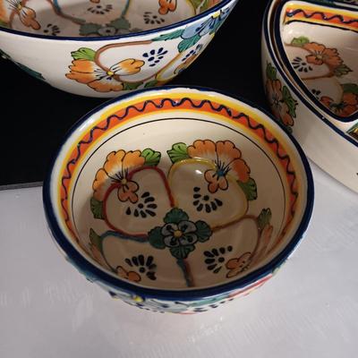 CERAMIC SERVING BOWLS, CHIP & DIP OR CONDIMENT DISH