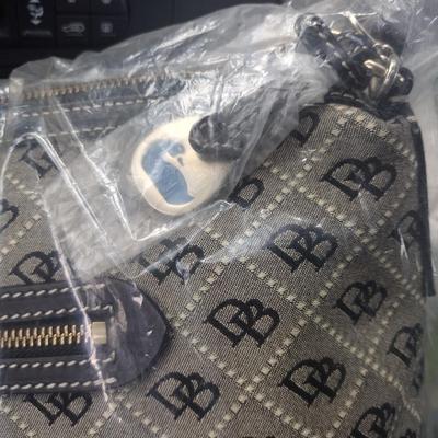 NWT Dooney and Bourke Lesther and Signature