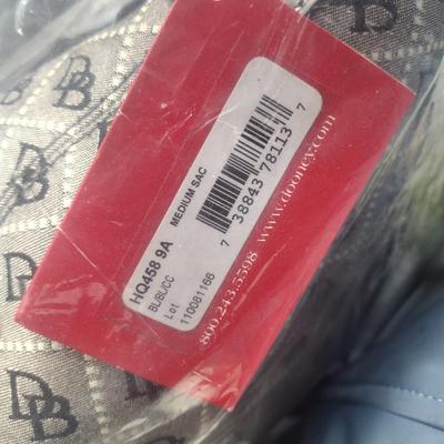 NWT Dooney and Bourke Lesther and Signature
