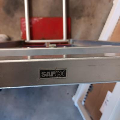 SAFCO 2 POSITION 4 WHEEL FURNITURE DOLLY