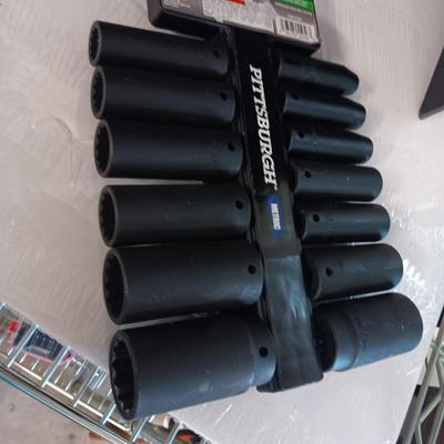 13 PC DEEP IMPACT SOCKET SET 1/2" DRIVE WITH A RATCHET