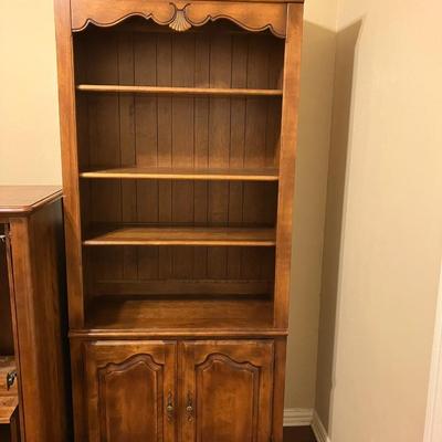 Ethan Allen bookshelf